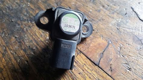 Szenzor felépítésének blokkvázlata