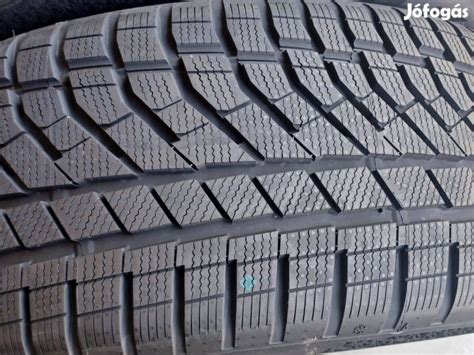 Téli kisteherautó gumik akcióban