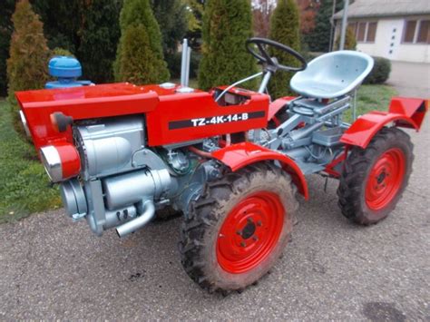 TZ4K Traktor
