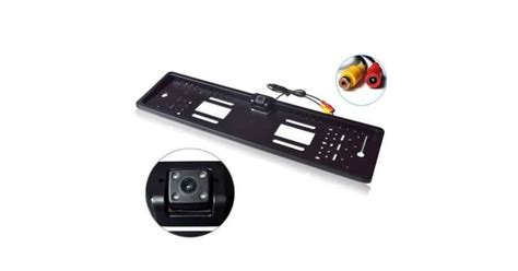 Tolatókamera rendszámtábla megvilágításba építve