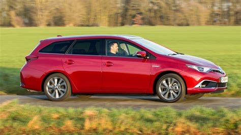 Toyota Auris Hibrid Touring Sports