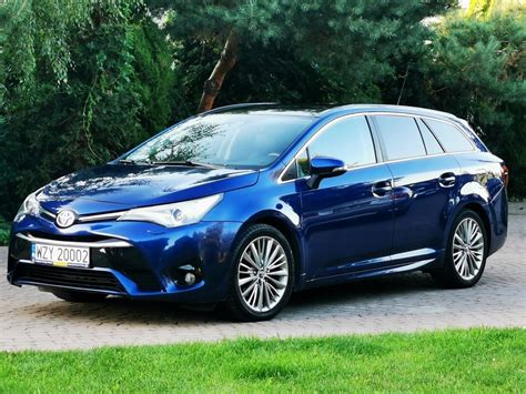 Toyota Avensis Kombi csomagtér méretei