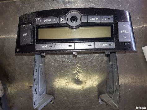 Toyota Avensis utastér