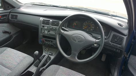 Toyota Carina E Interior
