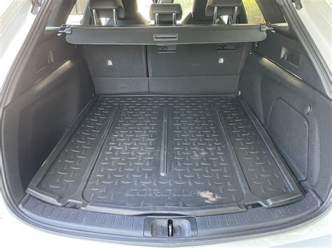 Toyota Corolla csomagtartó