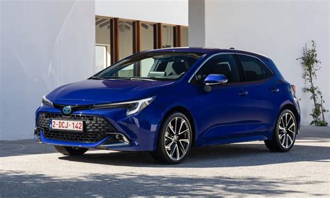 Toyota Corolla különböző színekben