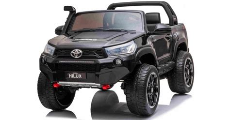 Toyota Hilux elektromos játékautó