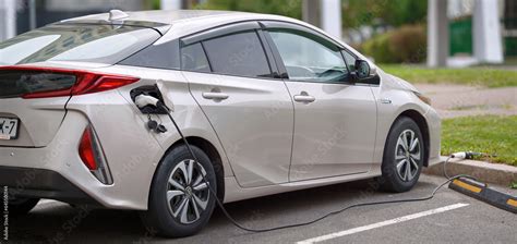 Toyota Prius Plug-in Hybrid charging