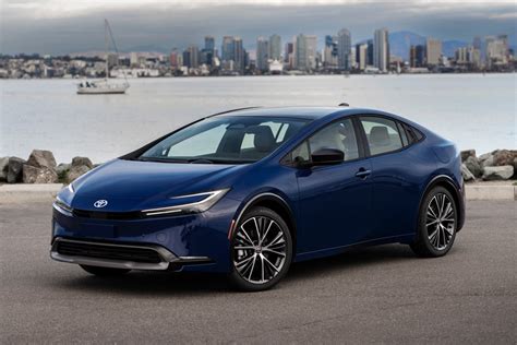 Toyota Prius napelemes tető