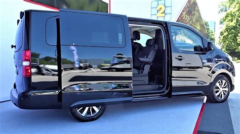 Toyota ProAce Verso VIP belső