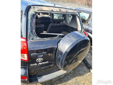 Toyota RAV4 csomagtérajtó