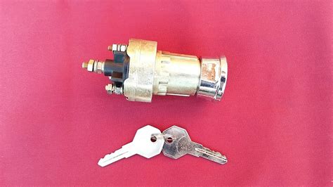 UAZ gyújtáskapcsoló