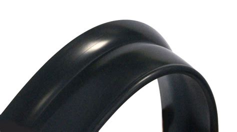 Univerzális acél peremmerevítővel rendelkező szélesítés