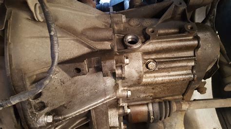 Váltóolaj csere szervizben