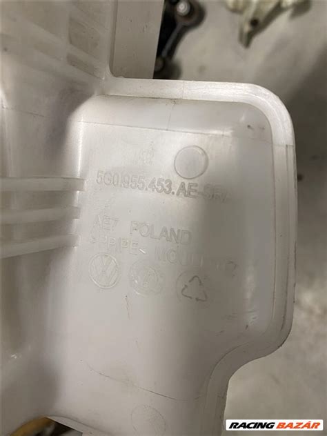 VW Golf 7 Ablakmosó Tartály