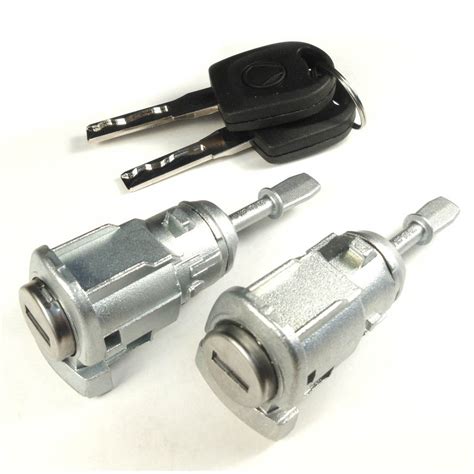 VW Golf IV zárbetét