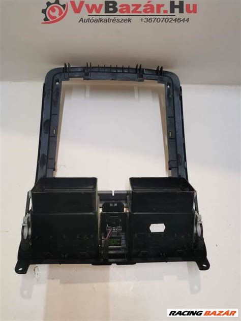 VW Touran hátsó fűtés szellőző