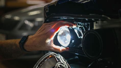 Vakító fényszórók