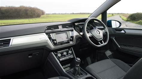 Volkswagen Touran Interior