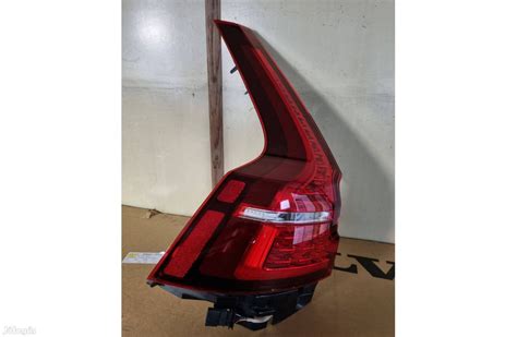 Volvo V50 hátsó lámpa