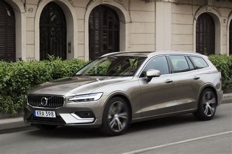 Volvo V60 panoráma tető