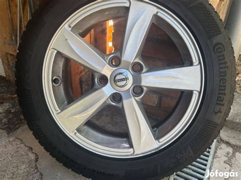 Volvo felnik gumival