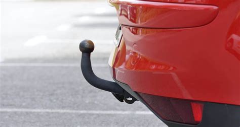 Vonóhorog szerelés