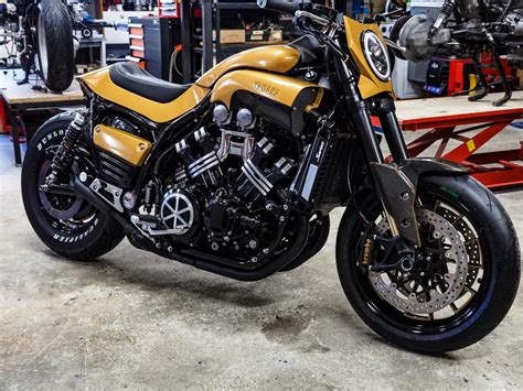 Yamaha V-Max kipufogó tuning